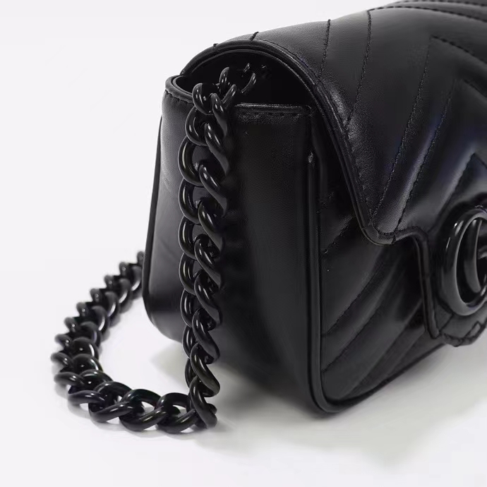 Gucci Women GG Marmont Matelassé Shoulder Bag Black Chevron Leather Double G (4)