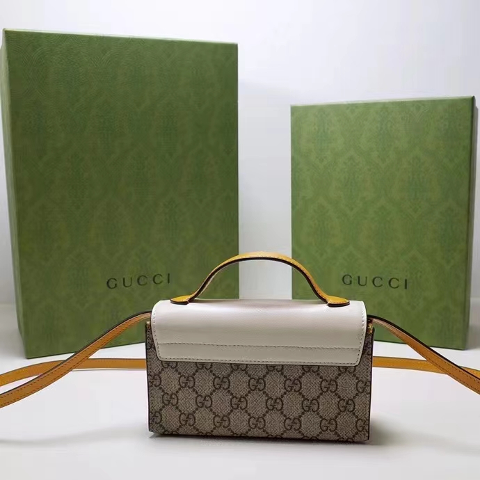 Gucci Women GG Padlock Mini Bag Beige Ebony GG Supreme Canvas Lock Closure (6)