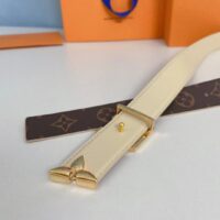 Louis Vuitton Unisex LV Pretty LV 30 MM Reversible Belt Monogram Canvas Quartz Leather (2)