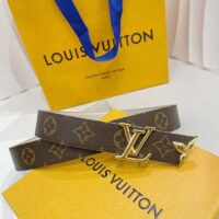 Louis Vuitton Unisex LV Pretty LV 30 MM Reversible Belt Monogram Canvas Recto Side (4)