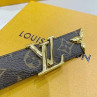 Louis Vuitton Unisex LV Pretty LV 30 MM Reversible Belt Monogram Canvas Recto Side (4)