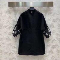 Louis Vuitton Women LV Signature Boxy Button-Up Coat Wool Silk Black Oversize Fit (15)