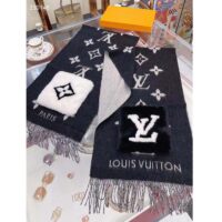 Louis Vuitton Unisex Cold Reykjavik Scarf Cashmere Mink Fur Black Jacquard LV Initials Monogram Flowers (1)