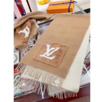 Louis Vuitton Unisex LV Cosy Mink Fur Collection Scarf Cashmere Beige Jacquard Initials Monogram Flowers (5)