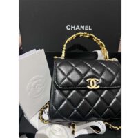 Chanel Women Kelly 22 Flap Bag in Calfskin Leather-Black (12)