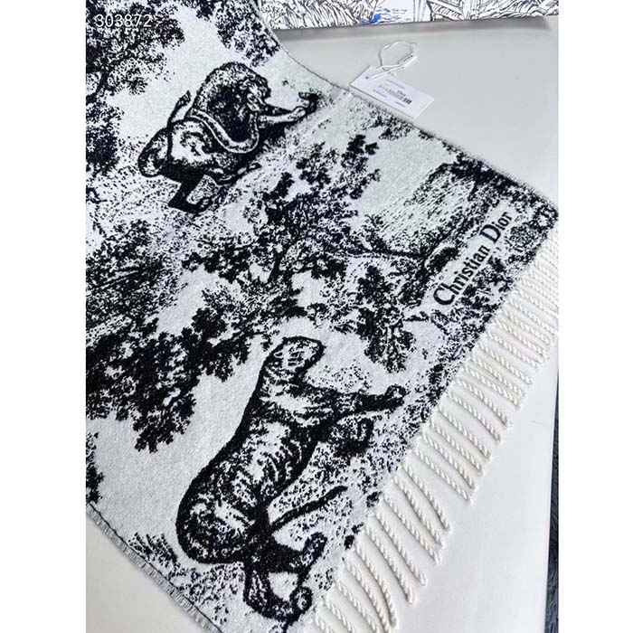 Dior Unisex CD Toile De Jouy Sauvage Scarf Navy Blue Cashmere and Wool (3)