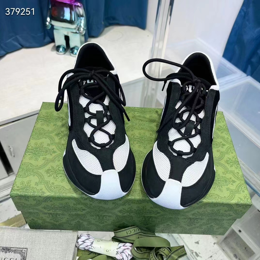 Gucci Unisex GG Run Sneaker Black Suede Interlocking G Bi-Color Rubber Lace-Up Low-Heel (9)