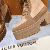 Louis Vuitton LV Women Laureate Platform Desert Boot Beige Monogram Wool Leather Laces Treaded Rubber (3)