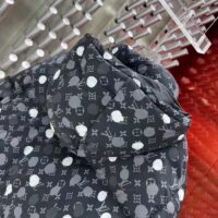 Louis Vuitton Men LV x YK Monogram Painted Dots Down Blouson Regenerated Nylon Grey Oversize Fit (11)