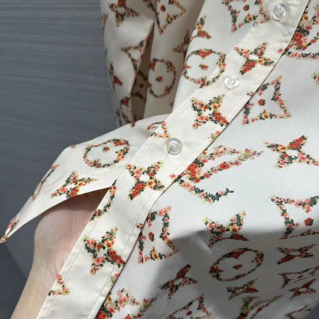 Louis Vuitton Women LV Floral Monogram Pajama Shirt Silk Pink Beige Regular Fit (14)