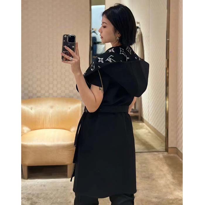 Louis Vuitton Women LV Reversible Zipper Sleeve Hooded Wrap Coat Black Wool Silk (4)