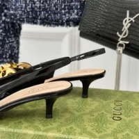 Gucci Women Slingback with Gucci Marina Chain 794372BNC801000