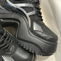 Louis Vuitton Women LV Archlight 2.0 Sneaker 1ACAHR