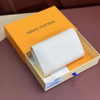 Louis Vuitton LV Unisex Capucines Compact Wallet-White M11363