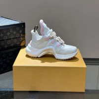 Louis Vuitton Women LV Archlight Sneaker 1AD283