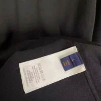 Louis Vuitton Men Signature Short-Sleeved T-Shirt-Black 1AATXE