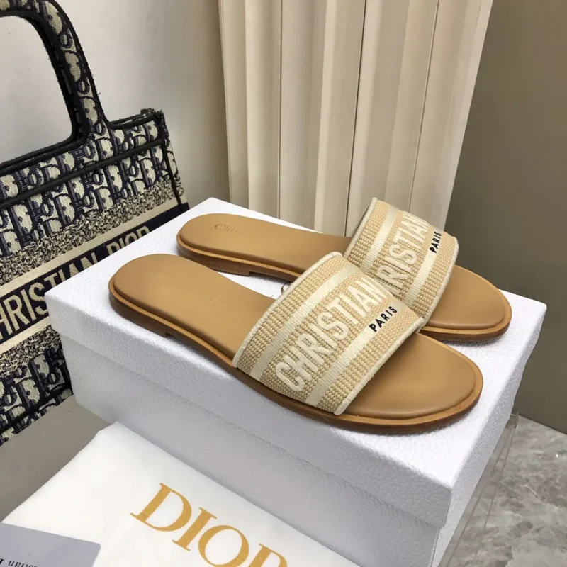 Dior Women Dioriviera Dway Slide Natural Raffia and White Embroidered Cotton