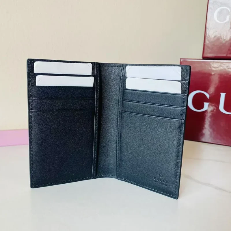 Gucci Women GG Emblem Bi Fold Card Case-Gray 821209FAD6M1000