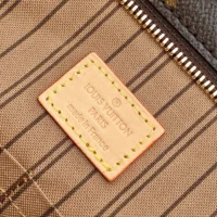Louis Vuitton LV Women Mezzo in Cowhide-leather Trim M47134