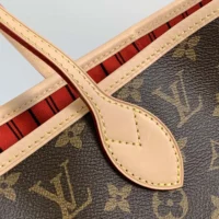Louis Vuitton LV Women Neverfull Bandoulière Inside Out MM-Red M12096