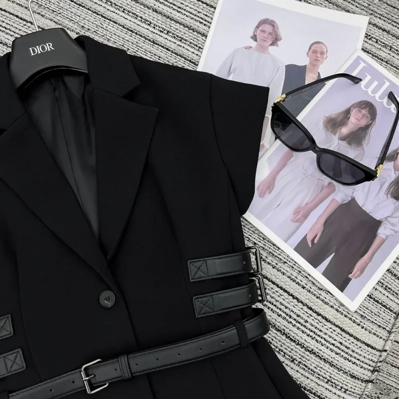 Dior Women Short-Sleeved Belted Jacket Black Virgin Wool and Silk Grain de Poudre