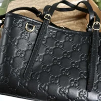 Gucci Women GG Emblem Medium Tote Bag-Black 815214