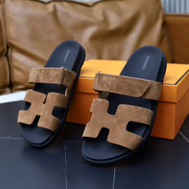 Hermes Unisex Chypre Sandal-Brown H222856ZHE5415