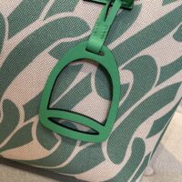 Hermes Unisex Steeple 25 Ecru Tote Bag-Green H084533CKAA