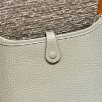Hermes Women Evelyne 16 Amazone in Clemence Leather-Beige