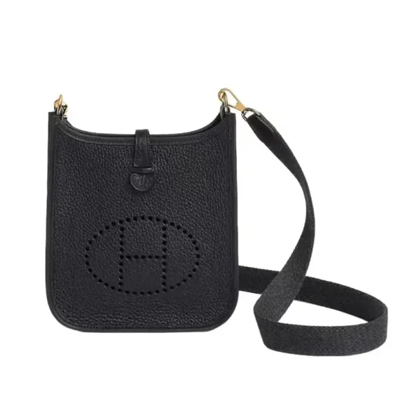 Hermes Women Evelyne 16 Amazone in Clemence Leather-Black