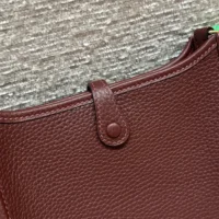 Hermes Women Evelyne 16 Amazone in Clemence Leather-Maroon