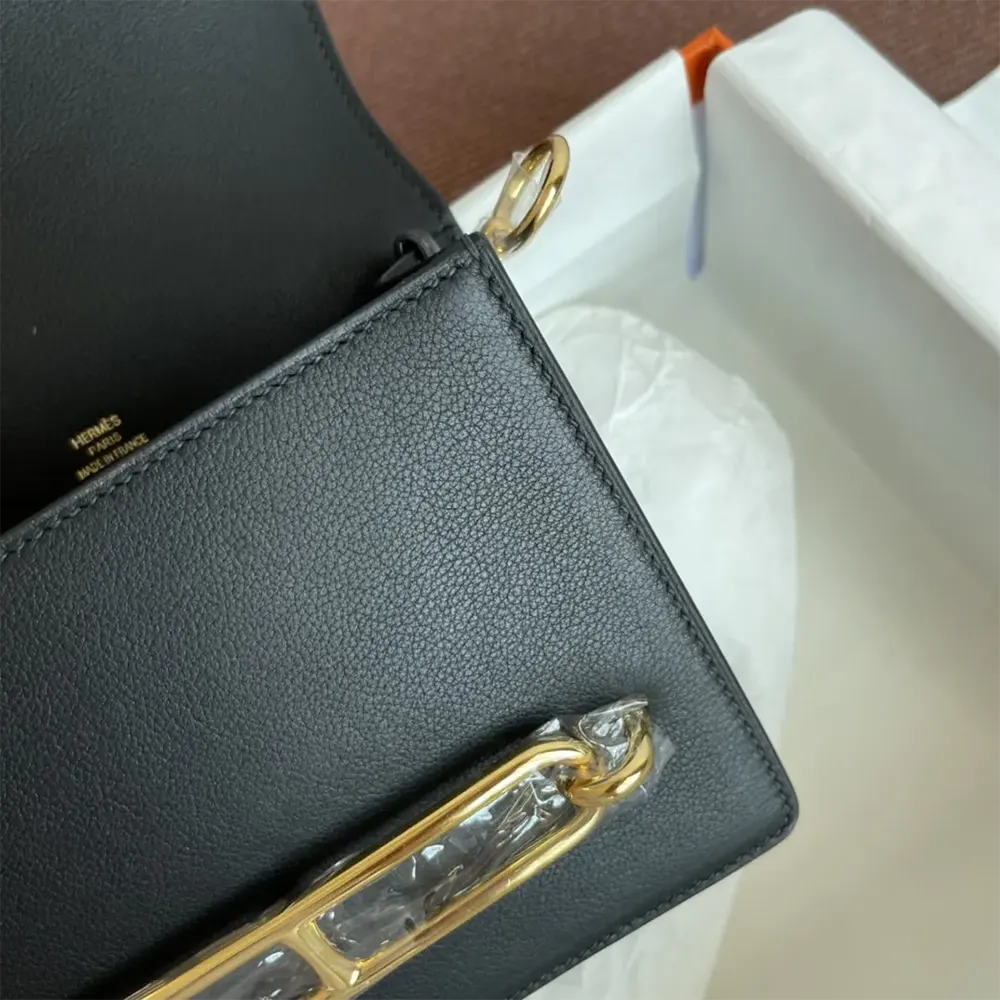 Hermes Women Roulis Mini Bag in Evergrain Calfskin-BlackGold (7) Hermes Women Roulis Mini Bag in Evergrain Calfskin-Black