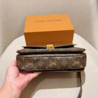 Louis Vuitton LV Women Pochette Metis Monogram M44875