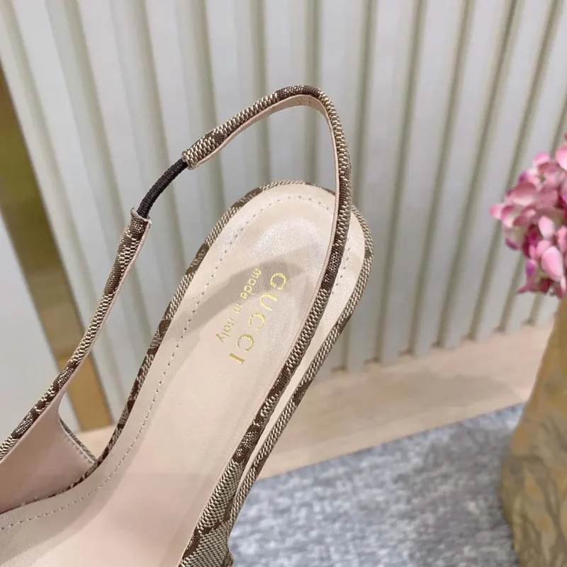 Gucci GG Women's Horsebit Pump ‎812176FAD212549