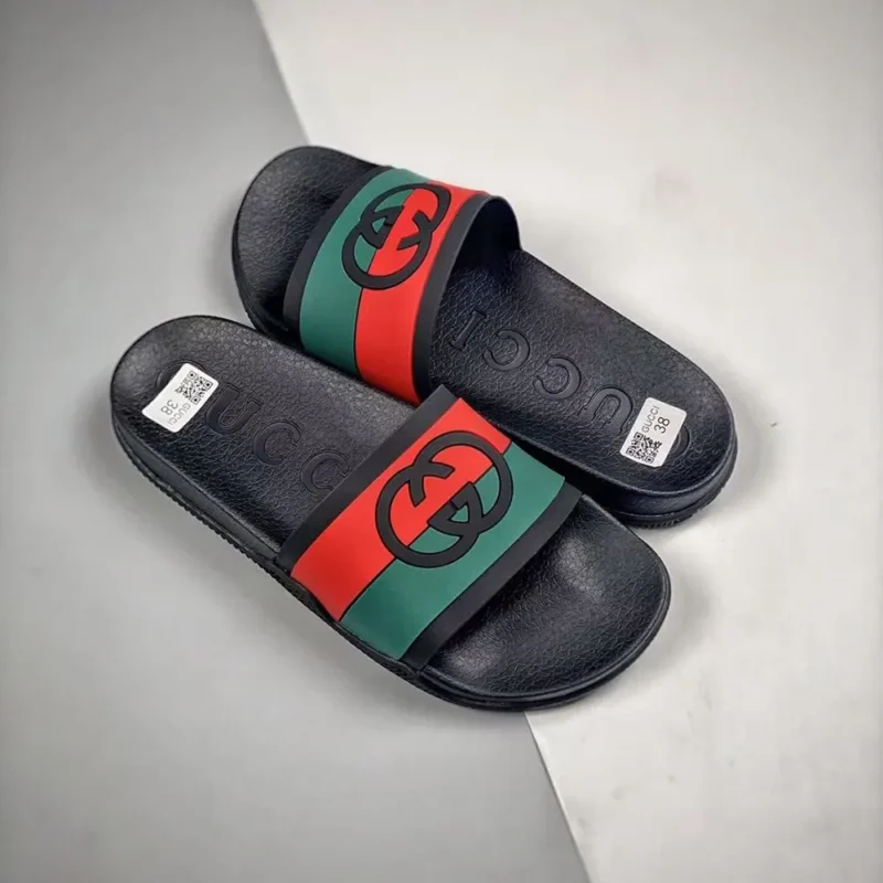 Gucci Unisex Interlocking-G Web-Stripe Sandal-Black