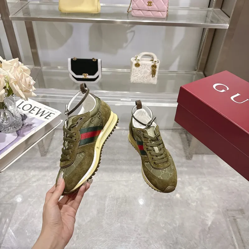 Gucci Unisex Re-Motion Sneaker-Dark Green 832918AAEZM