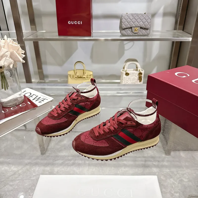 Gucci Unisex Re-Motion Sneaker-Red 832918AAEZM