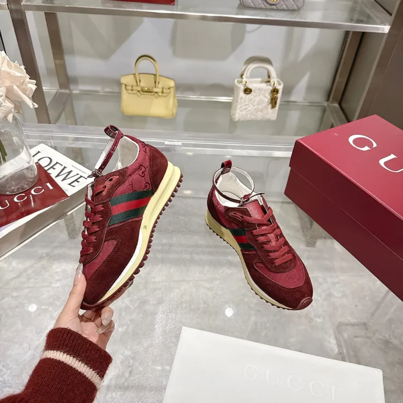 Gucci Unisex Re-Motion Sneaker-Red 832918AAEZM