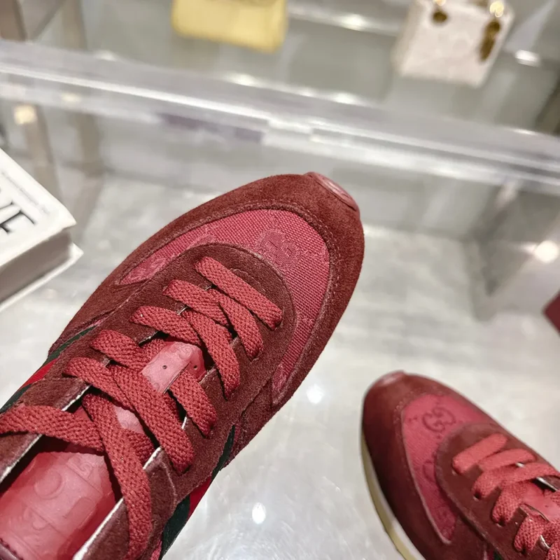 Gucci Unisex Re-Motion Sneaker-Red 832918AAEZM