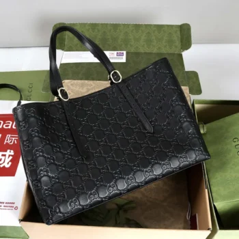 Gucci Women GG Emblem Large Tote Bag-Black 815213AAFDV1000
