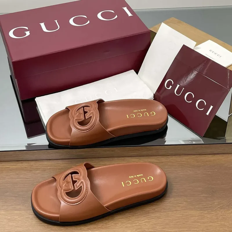 Gucci Women Interlocking G Slide Sandal-Brown 816334US000