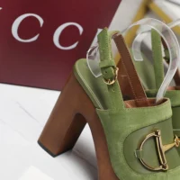 Gucci Women Platform Sandal with Horsebit-Light Green 834420AAEXM