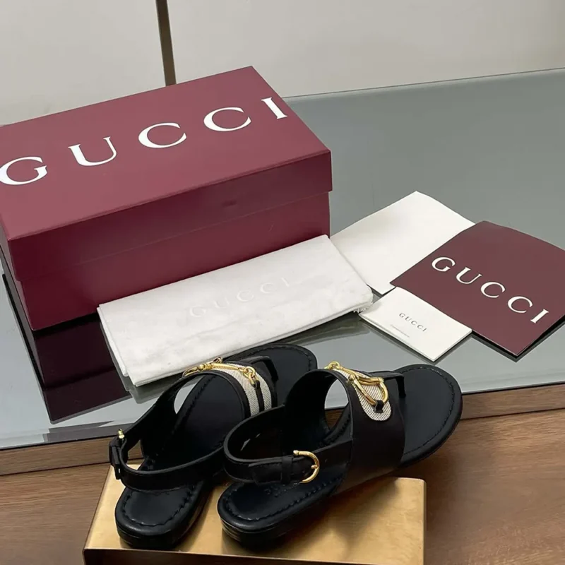 Gucci Women Thong Sandal with Horsebit-Black 834431AAEZJ