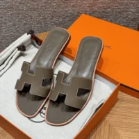 Hermes Women Oran Sandal-Dark Brown H202272Z