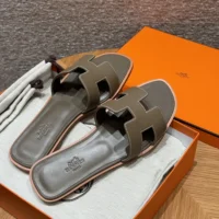 Hermes Women Oran Sandal-Dark Brown H202272Z