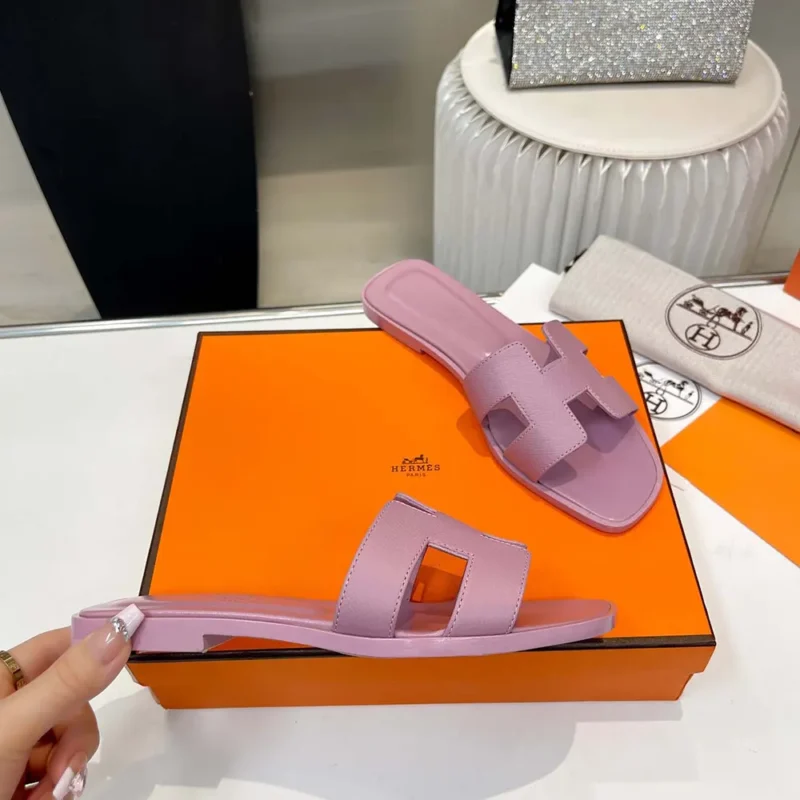 Hermes Women Oran Sandal-Light Purple H202230Z